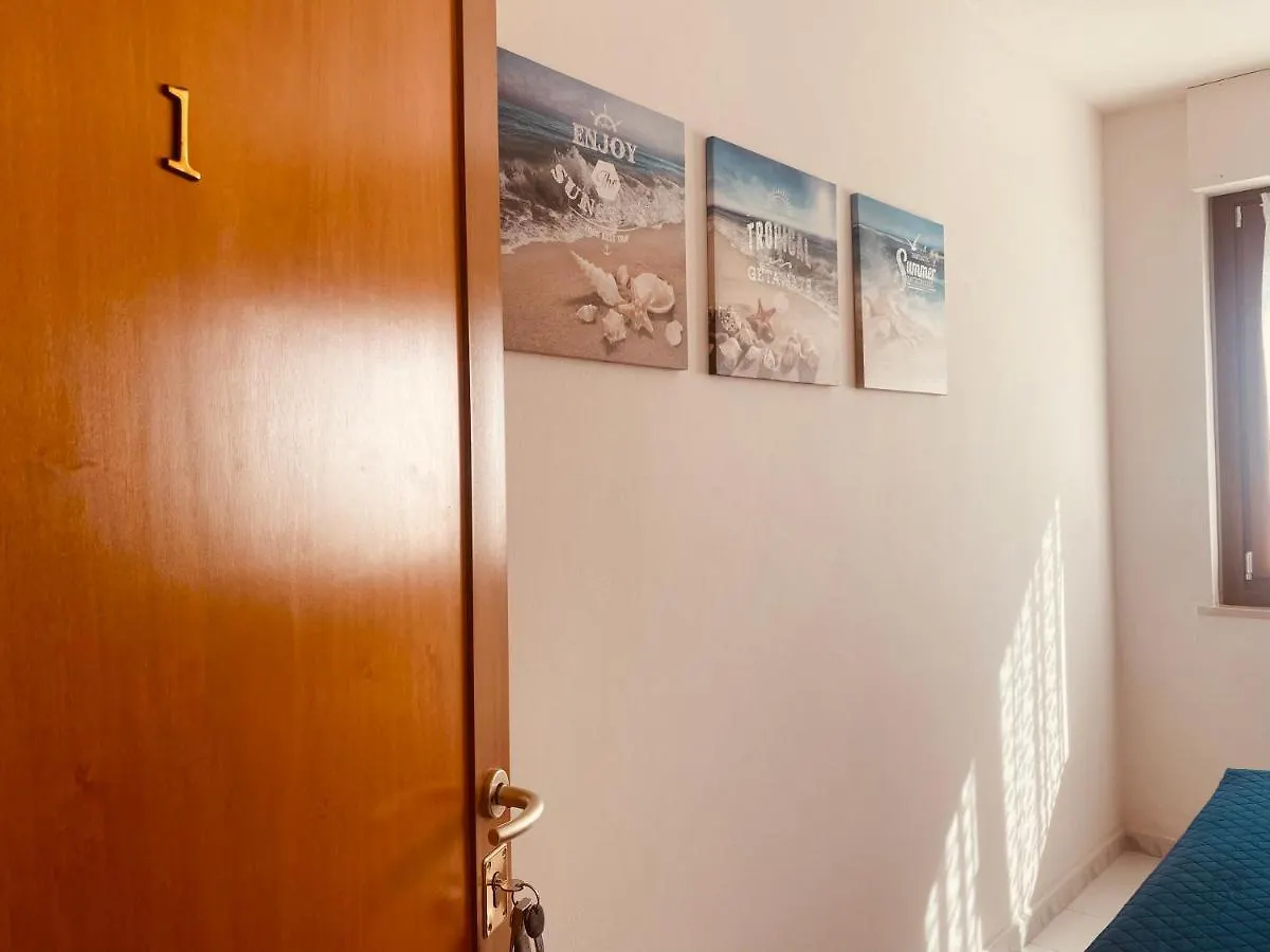 Voce Del Mare - Sea View- Alghero Airport Bed & Breakfast 0*,  Italy